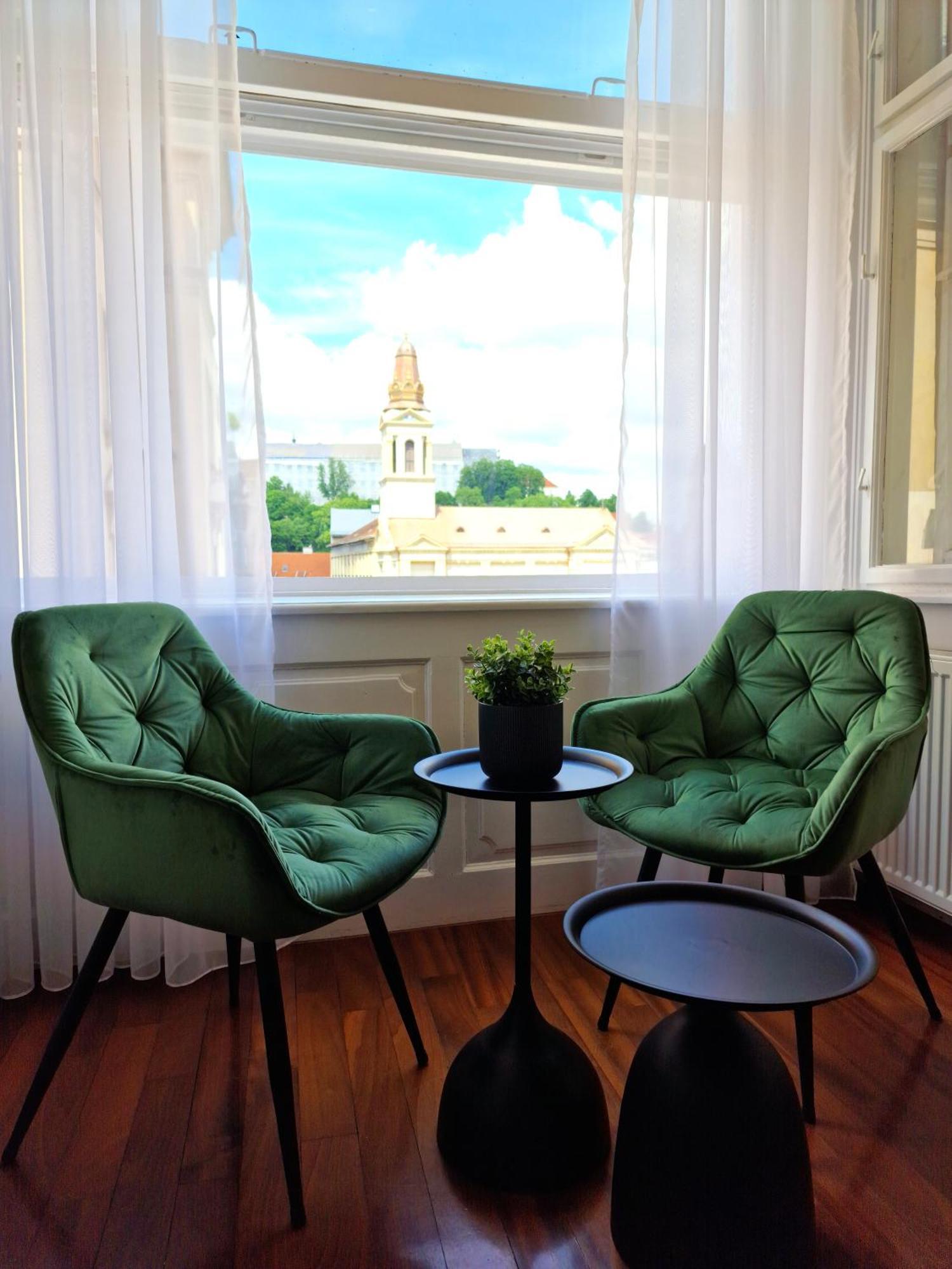 Apartment Exclusive View Cvjetni Trg ซาเกร็บ ภายนอก รูปภาพ