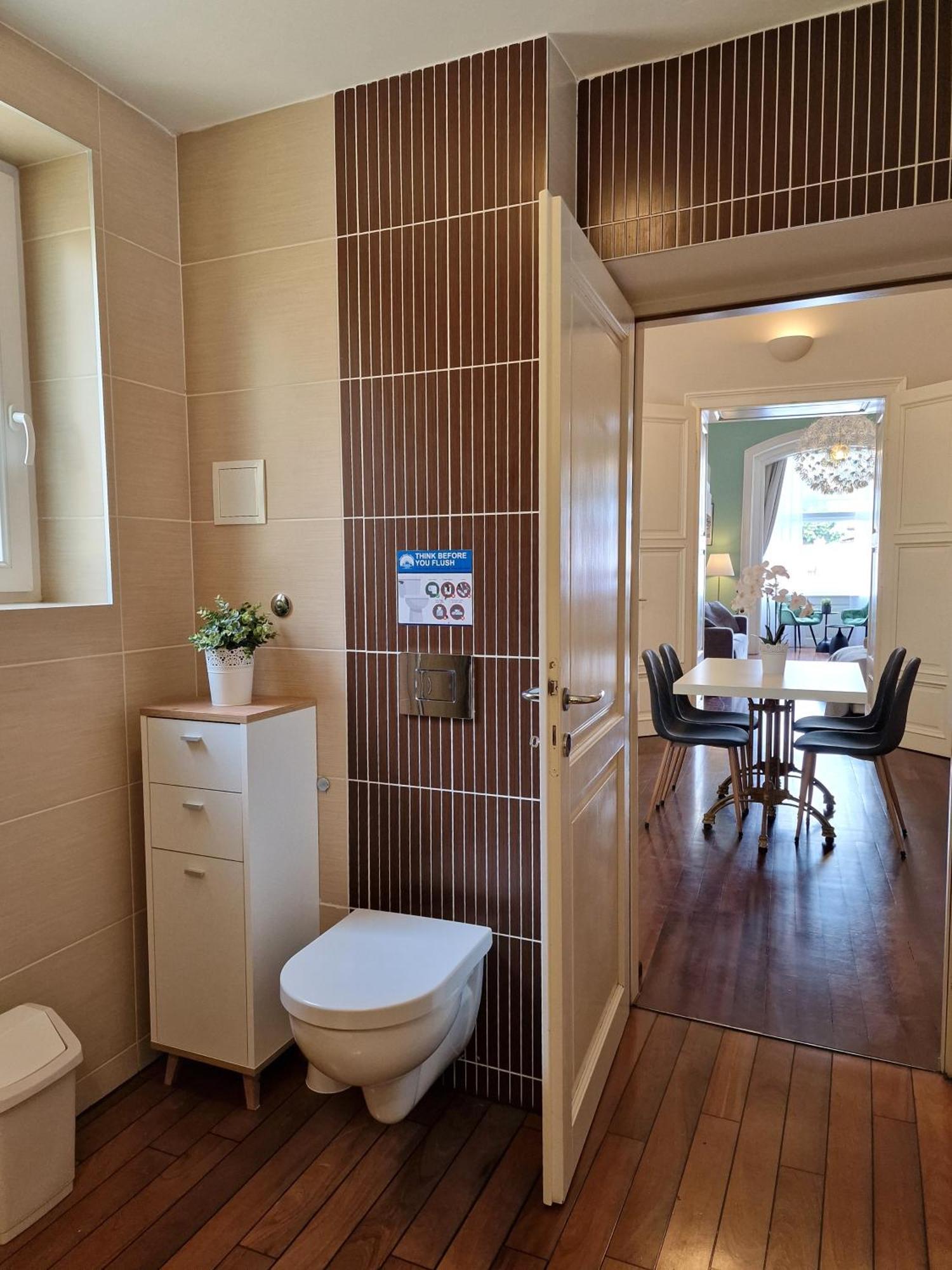 Apartment Exclusive View Cvjetni Trg ซาเกร็บ ภายนอก รูปภาพ